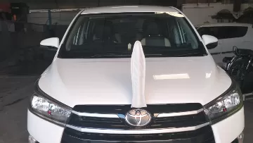 Van Hire Near Erode, Tamilnadu